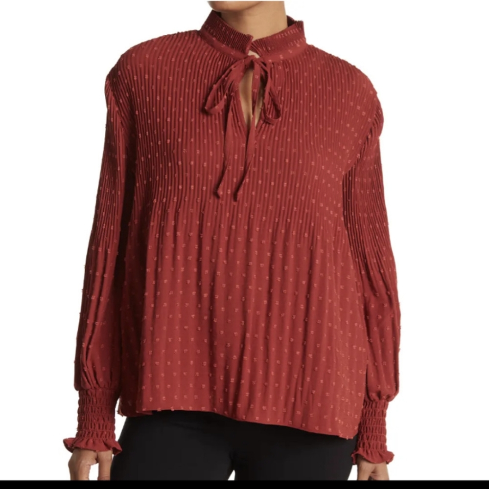 MAX STUDIO red blouse M gorgeous top